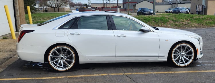 245/40R20 White/Gold tires on a 2018 CADILLAC CT6 PLATINUM