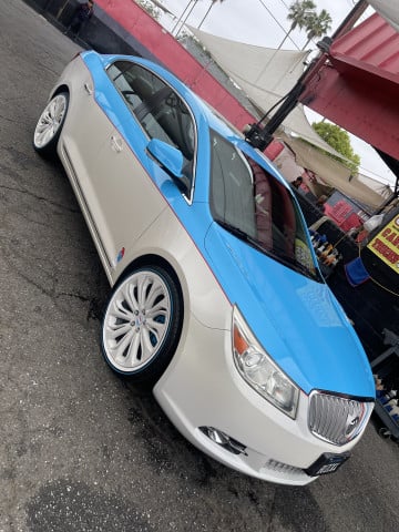 245/40R20 White/Blue tires on a 2013 BUICK LACROSSE 3.6