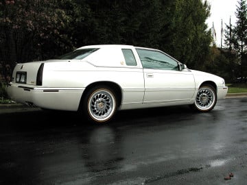 235/60R16 White/Gold tires on a 2001 CADILLAC ELDORADO