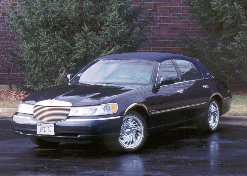 Town car  リムジン Lincoln town car limousine hi-res stock photography and