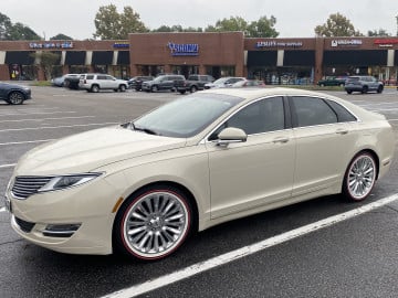 Vogue 245/45R19 White/Red tires on a 2016 LINCOLN MKZ BLACK LABEL