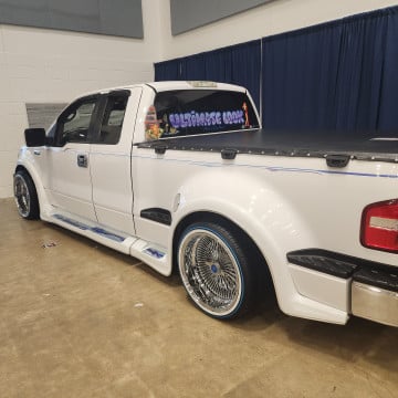 Vogue 245/40R20 White/Blue tires on a 2005 FORD F-150 2WD