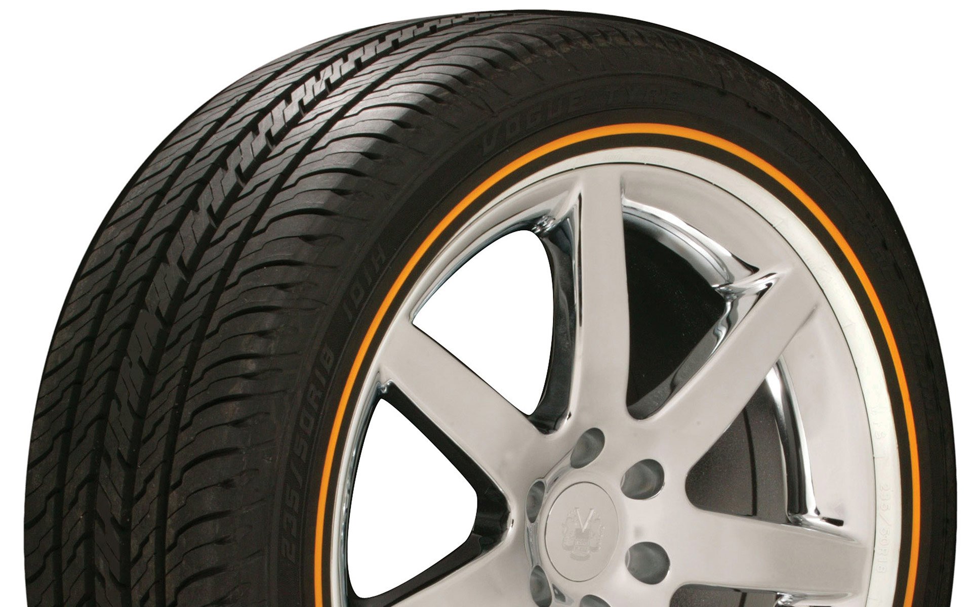 The Vogue CBR IX (Custom Built Radial Nine) tire.